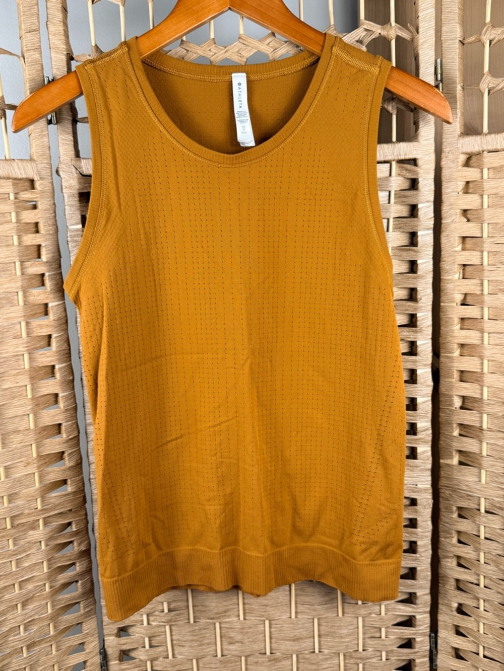 Athleta In-Motion Seamless Tank Mustard Gold Size XS